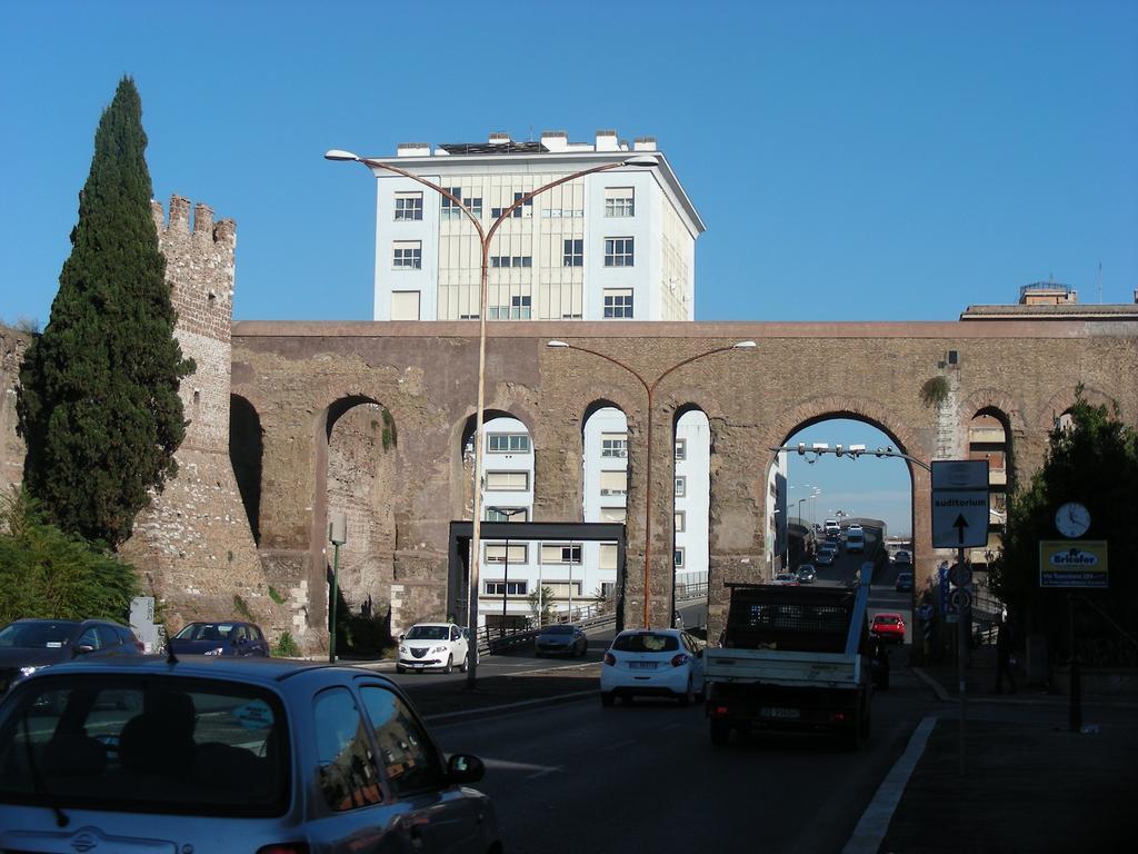 Maxim Rooms Roma Ngoại thất bức ảnh