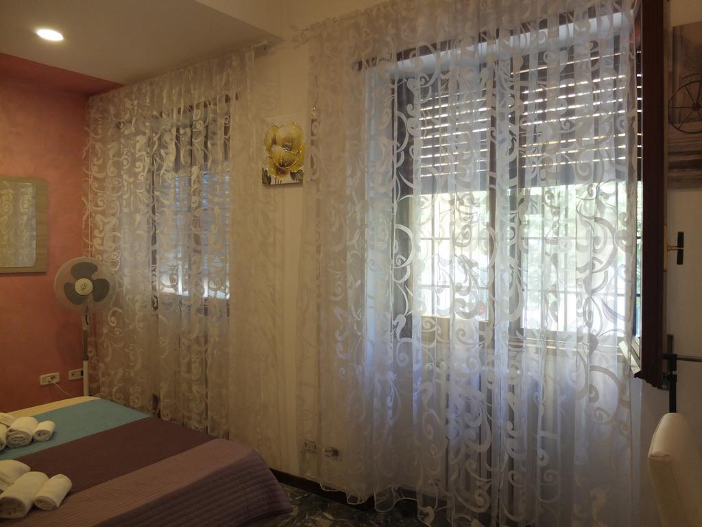 Maxim Rooms Roma Ngoại thất bức ảnh