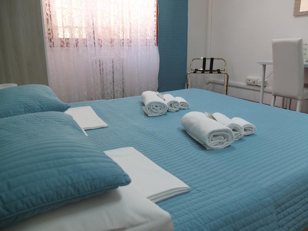 Maxim Rooms Roma Ngoại thất bức ảnh