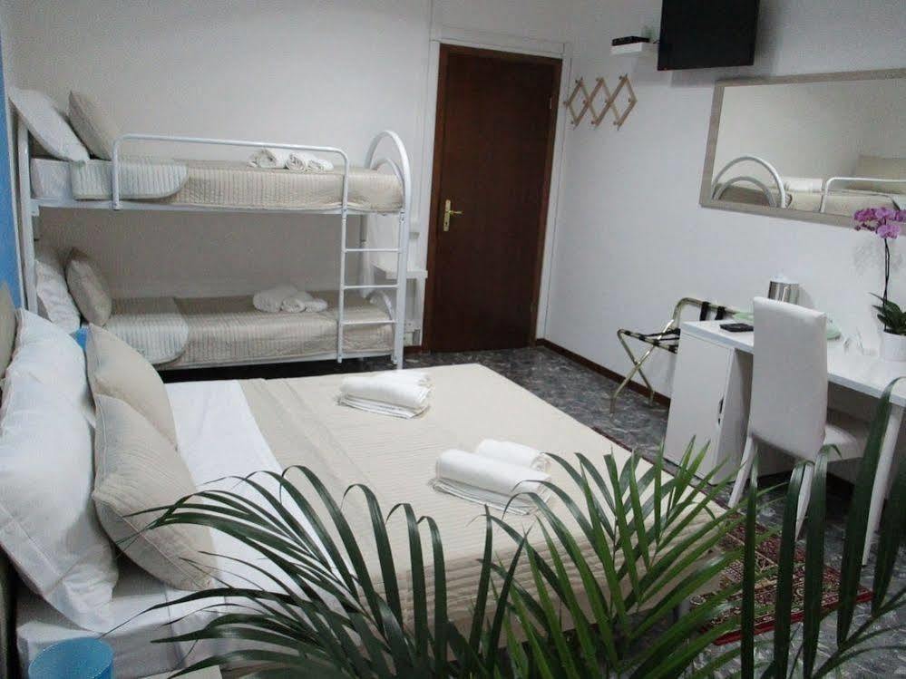 Maxim Rooms Roma Ngoại thất bức ảnh
