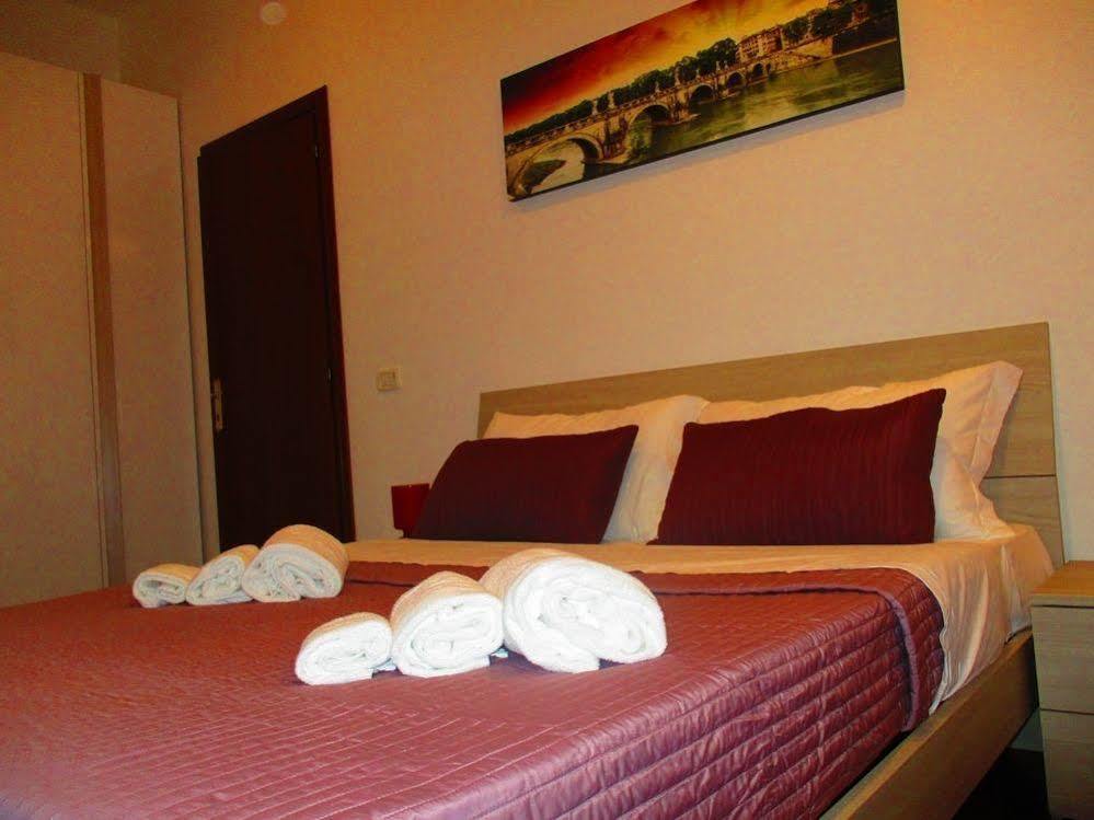 Maxim Rooms Roma Ngoại thất bức ảnh